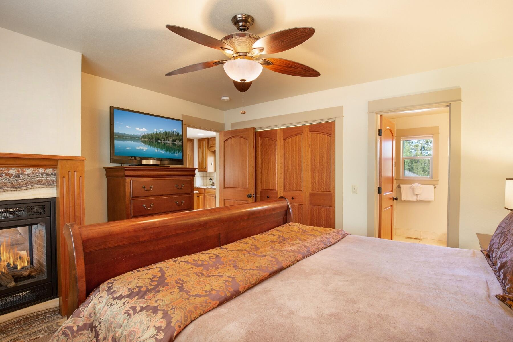 Fairway Crest Village - Residential