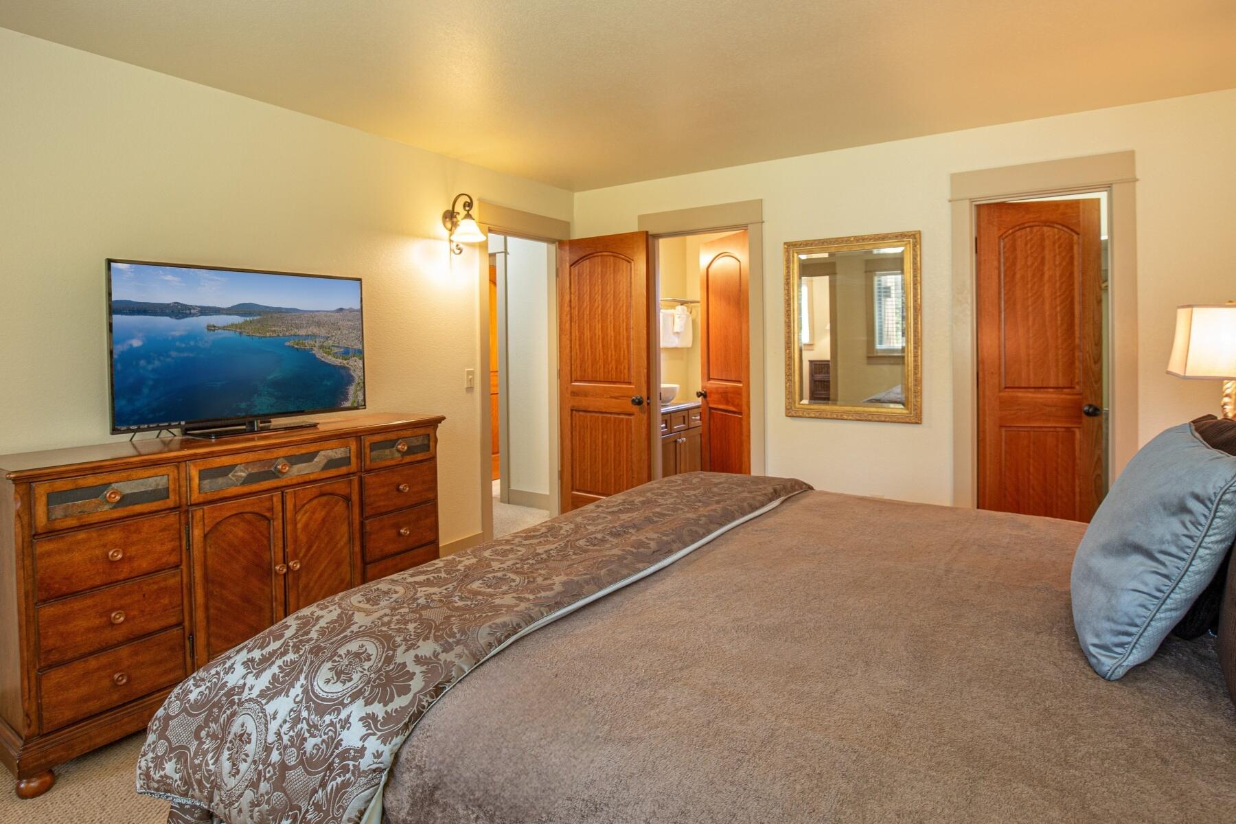 Fairway Crest Village - Residential