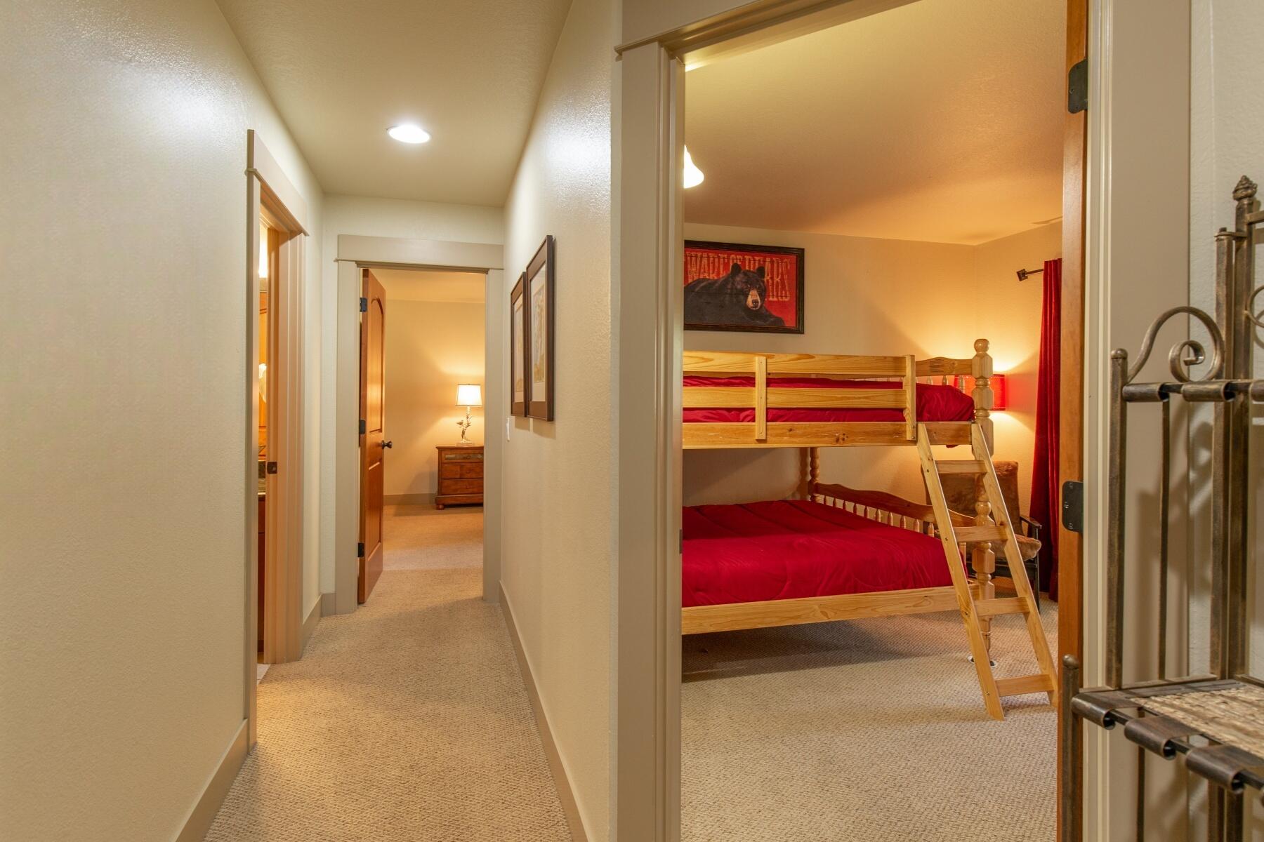 Fairway Crest Village - Residential