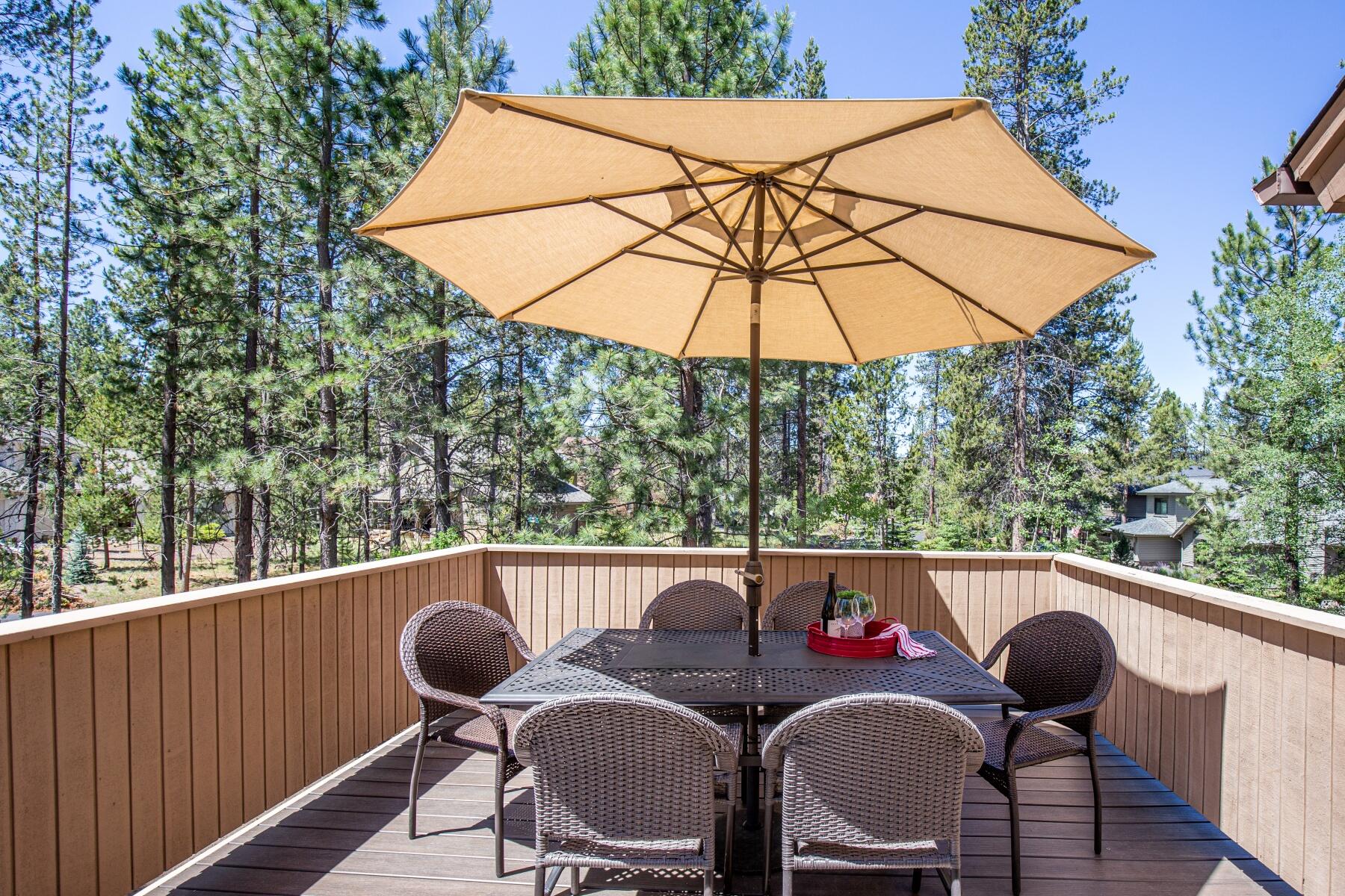 Fairway Crest Village - Residential