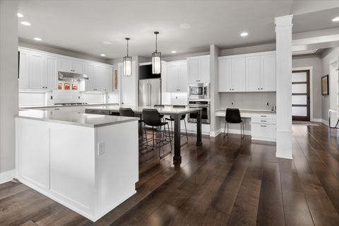 Tiny photo for 60873 SW Headwaters Loop, Bend, OR 97702 (MLS # 220213573)