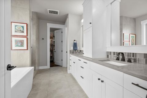 Tiny photo for 60873 SW Headwaters Loop, Bend, OR 97702 (MLS # 220213573)