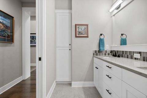 Tiny photo for 60873 SW Headwaters Loop, Bend, OR 97702 (MLS # 220213573)