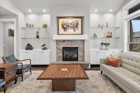 Tiny photo for 60873 SW Headwaters Loop, Bend, OR 97702 (MLS # 220213573)