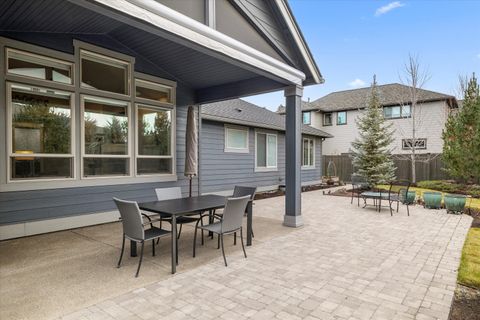 Tiny photo for 60873 SW Headwaters Loop, Bend, OR 97702 (MLS # 220213573)