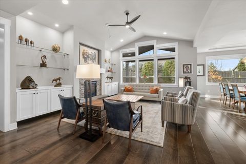 Tiny photo for 60873 SW Headwaters Loop, Bend, OR 97702 (MLS # 220213573)