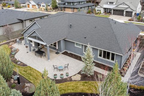 Tiny photo for 60873 SW Headwaters Loop, Bend, OR 97702 (MLS # 220213573)