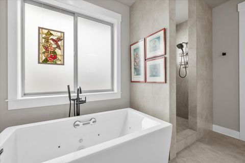 Tiny photo for 60873 SW Headwaters Loop, Bend, OR 97702 (MLS # 220213573)