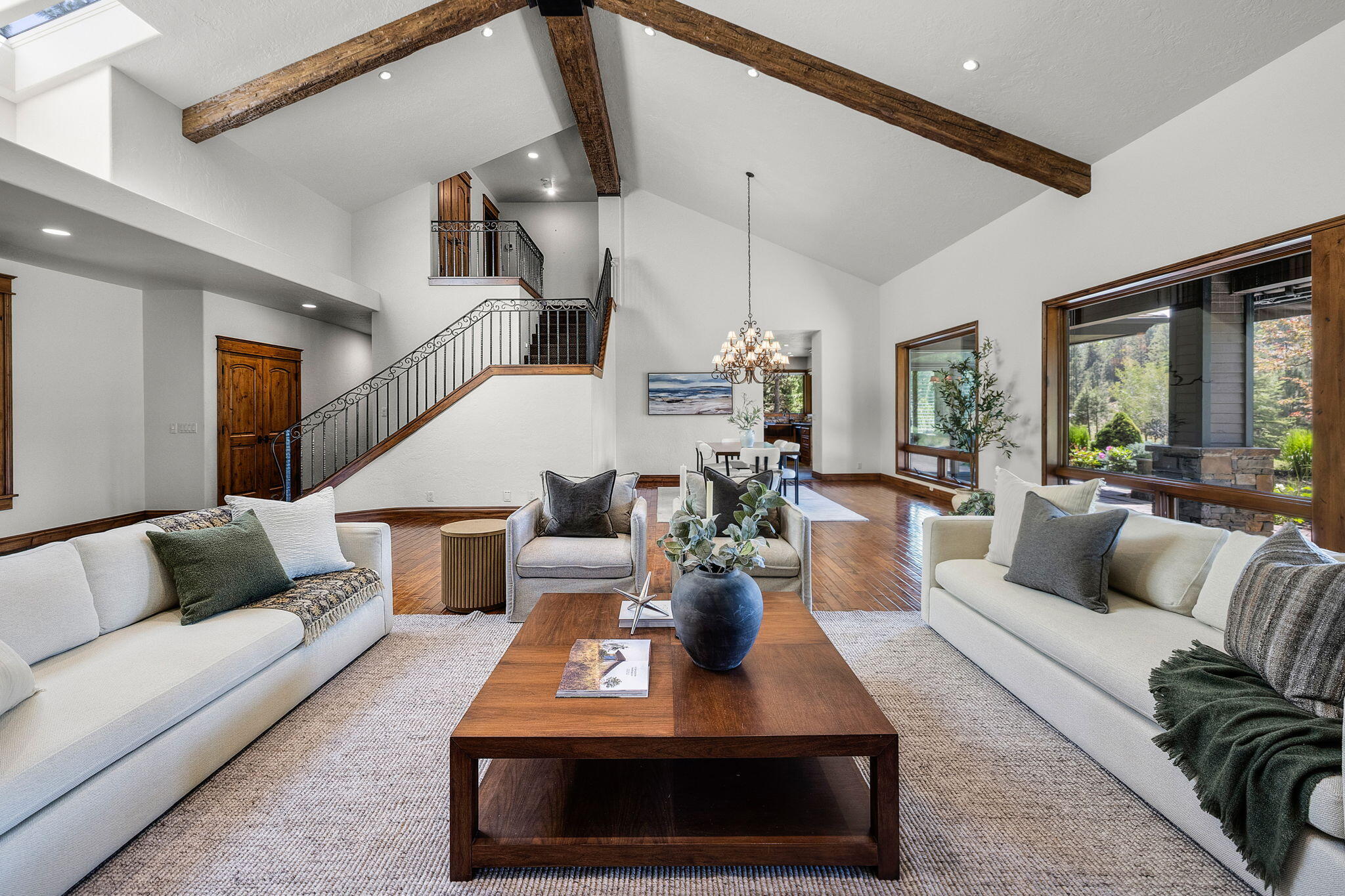 Broken Top - Residential