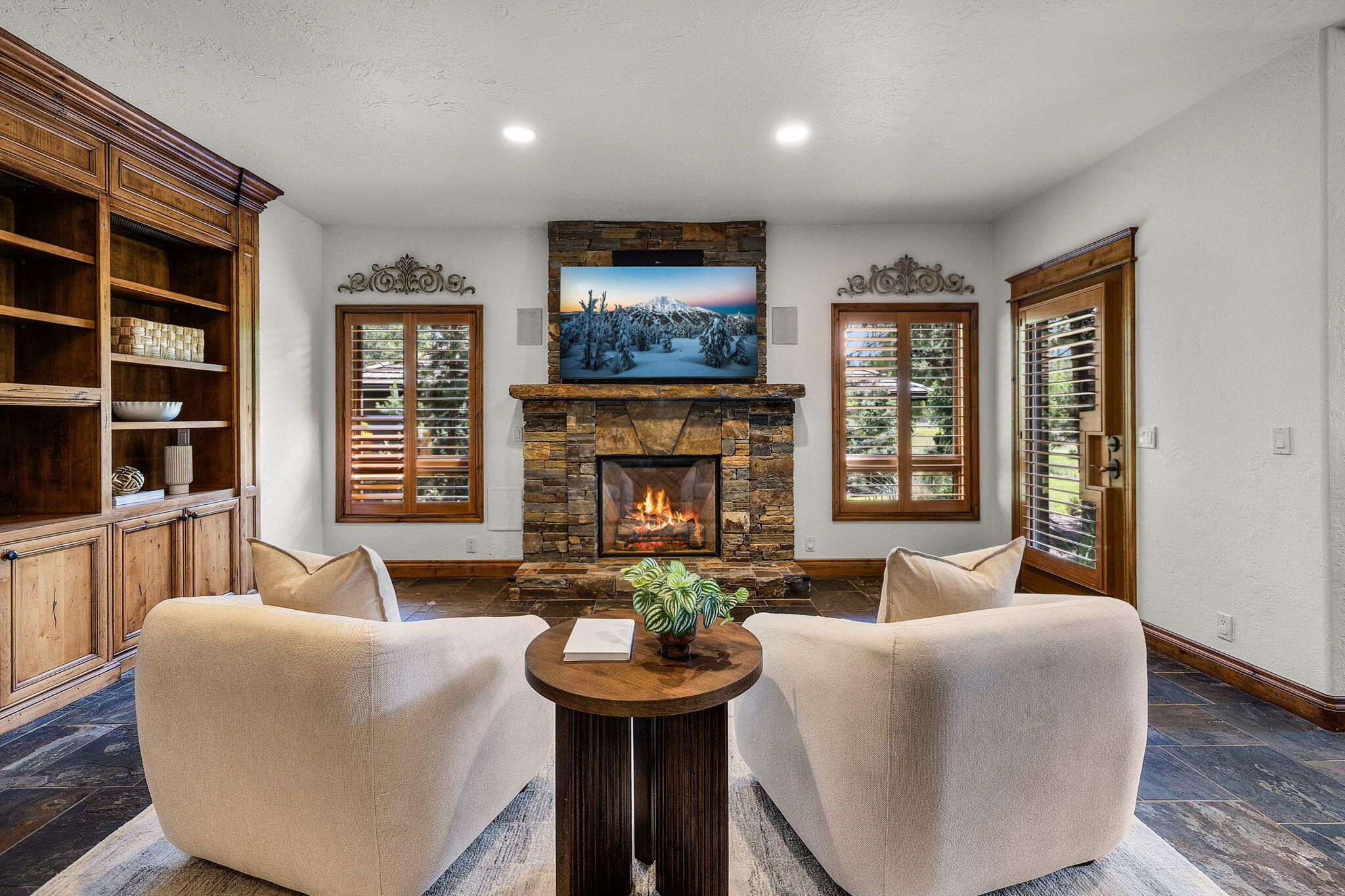 Broken Top - Residential