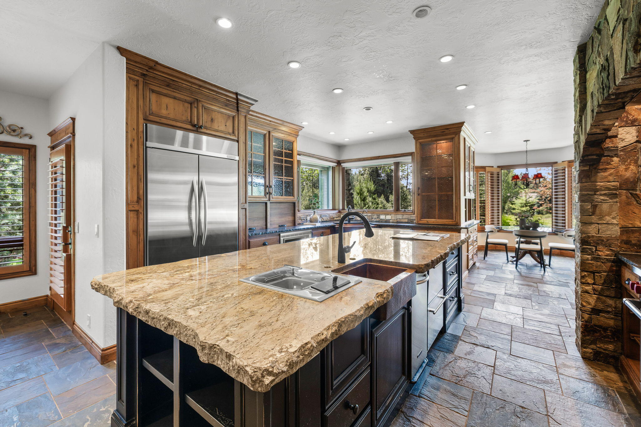 Broken Top - Residential