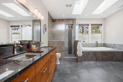 Tiny photo for 2538 NW Hosmer Lake Drive, Bend, OR 97702 (MLS # 220217105)