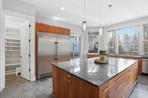 Tiny photo for 2538 NW Hosmer Lake Drive, Bend, OR 97702 (MLS # 220217105)