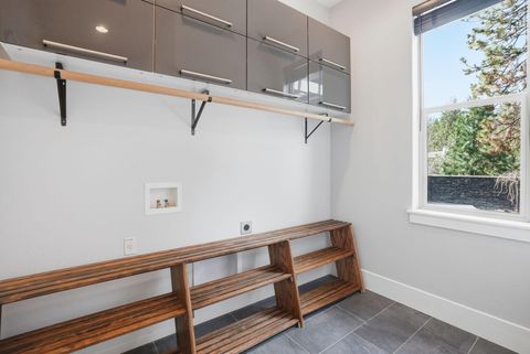 Tiny photo for 2538 NW Hosmer Lake Drive, Bend, OR 97702 (MLS # 220217105)