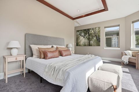 Tiny photo for 2538 NW Hosmer Lake Drive, Bend, OR 97702 (MLS # 220217105)