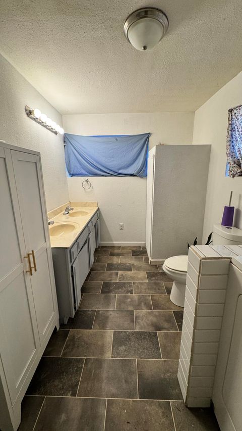 Tiny photo for 9601 Highway 39 Hwy, Klamath Falls, OR 97603 (MLS # 220213235)