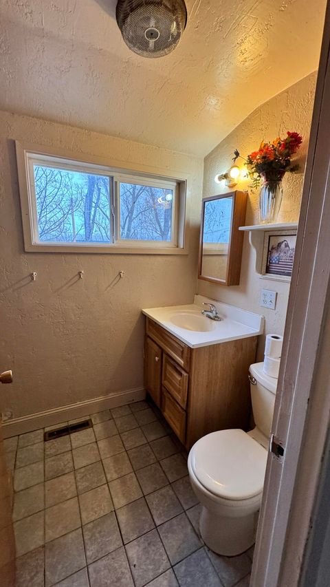 Tiny photo for 9601 Highway 39 Hwy, Klamath Falls, OR 97603 (MLS # 220213235)