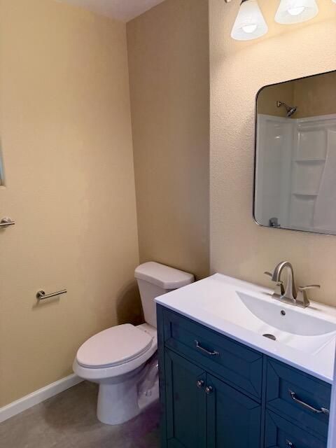 Tiny photo for 2571 E Evans Creek Road, Rogue River, OR 97537 (MLS # 220212037)