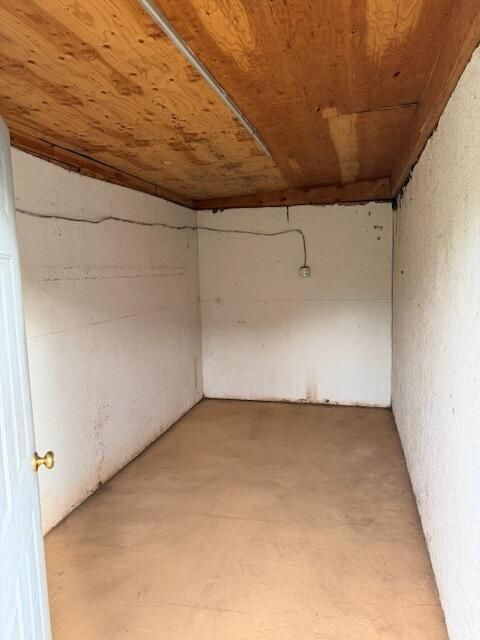 Tiny photo for 2571 E Evans Creek Road, Rogue River, OR 97537 (MLS # 220212037)