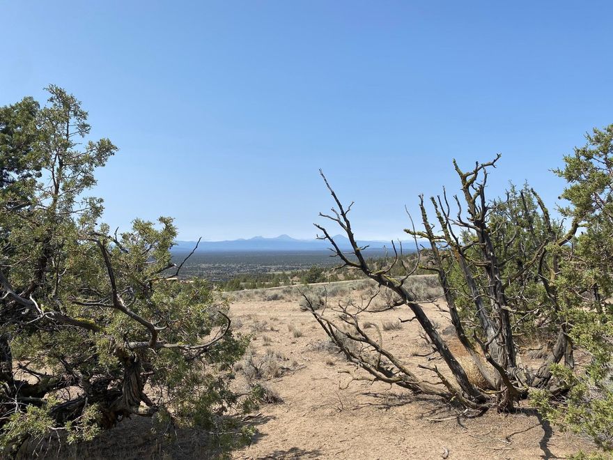 This stunning oversized home site located within our newest offering has beautiful Cascade Mountain views. The lot is incredibly spacious at just under one acre and backs up to common space allowing for additional privacy. Create your very own sanctuary at The Ranch while still having the luxury of being close to the amenities.  Enjoy all the Benefits of Membership, Athletic Center with 3 Pools, Water Slide and Lazy River, Cascade Pool (Adult Only Pool), Equestrian Center, 18 Hole Award Winning Golf Course, Spa Brasada, Member Club Room, Restaurants, Hiking, Biking, Fishing, Horse Back Riding and much more!