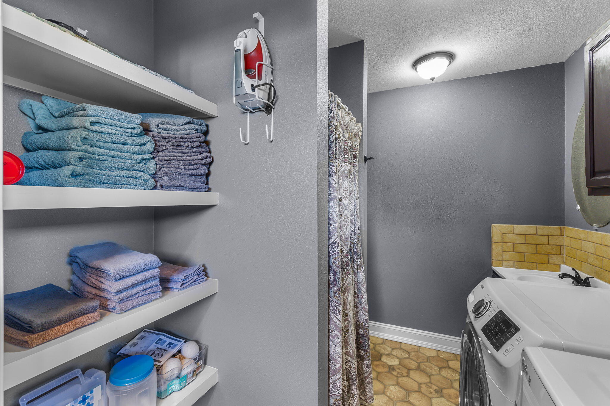 Ochoco Heights - Residential Income