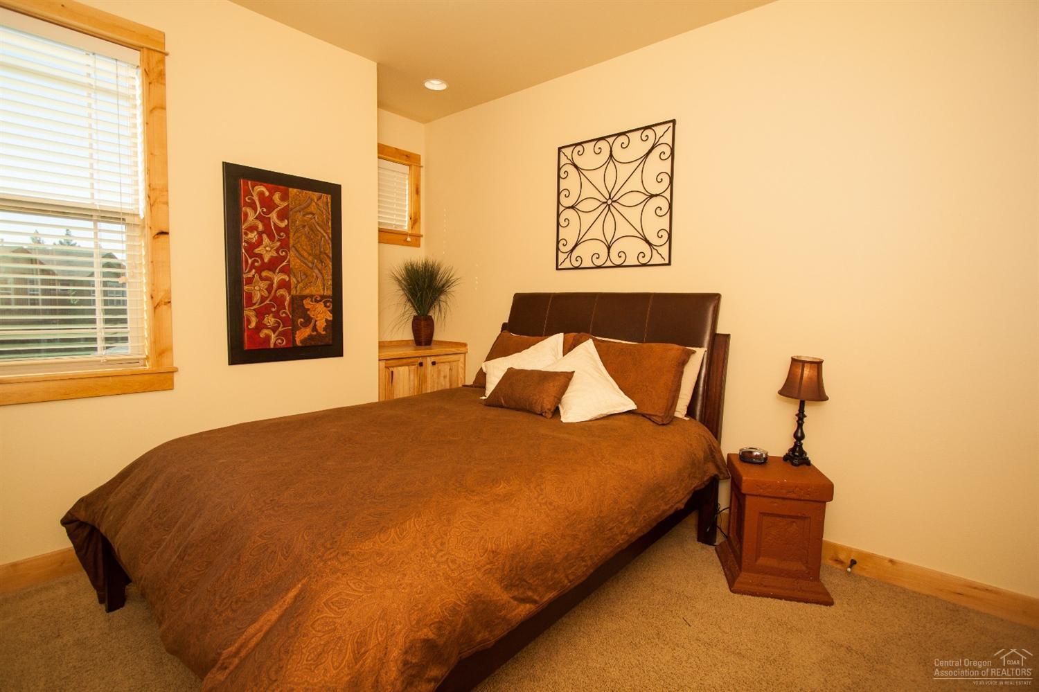 The Bluffs River Ben - Residential