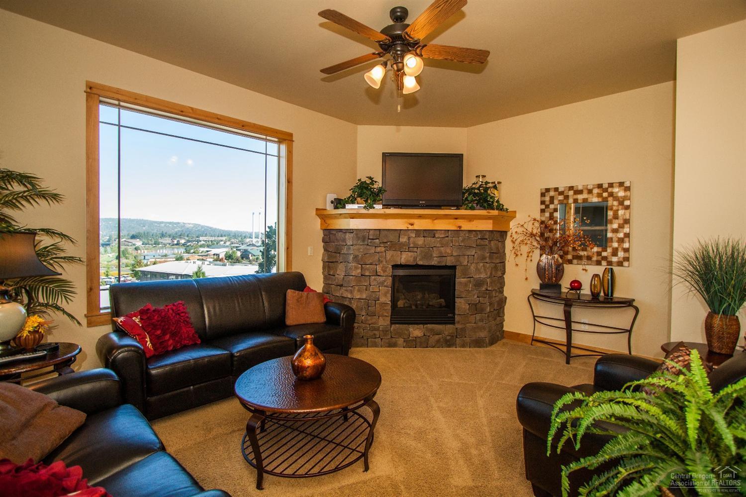 The Bluffs River Ben - Residential