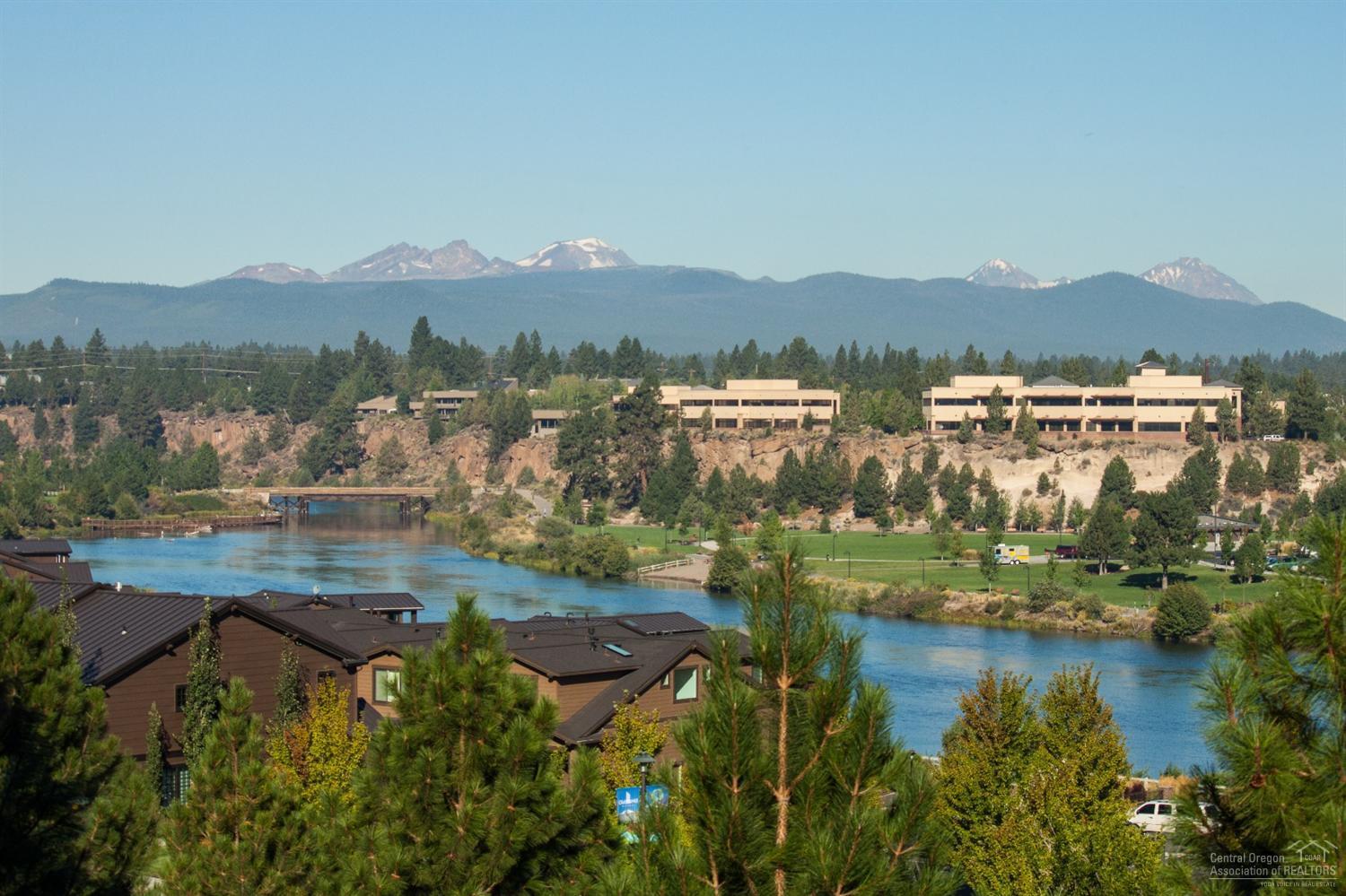 The Bluffs River Ben - Residential