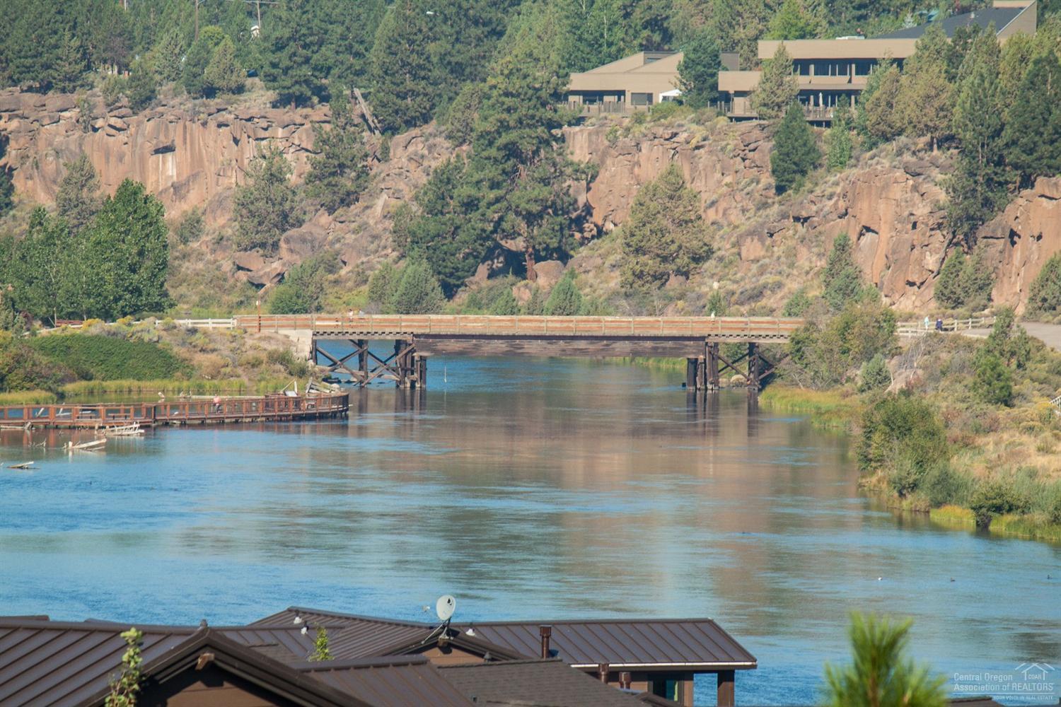 The Bluffs River Ben - Residential