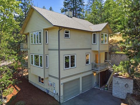 Tiny photo for 215 Piedmont Drive, Ashland, OR 97520 (MLS # 220223512)
