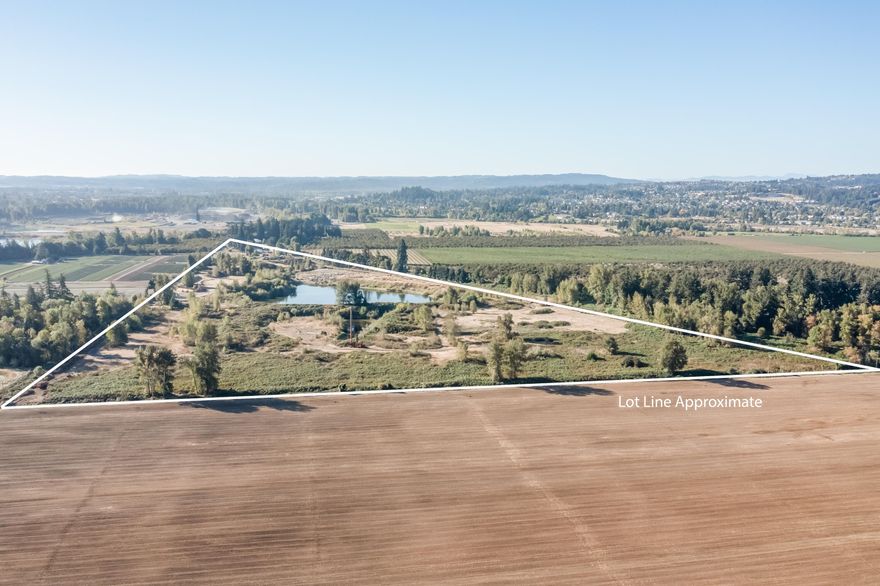 Turnkey West Salem Quarry: 79.6-acre property ready for heavy equipment. Includes a 2800 sq ft home and multiple outbuildings. Benefit from an existing, flexible DOGAMI permit—perfect for continuing the active reclamation/fill business, additional mining or adapting to your new enterprise. North acreage is flat and ideal for a pot-in-pot nursery or material staging. This property has 19 acres of senior water rights.  Formerly an active retail location supplied from River Bend Materials.