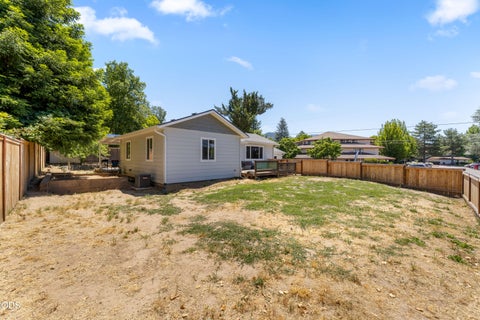 Tiny photo for 703 NE 10th Street, Grants Pass, OR 97526 (MLS # 220223468)