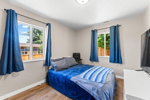 Tiny photo for 703 NE 10th Street, Grants Pass, OR 97526 (MLS # 220223468)