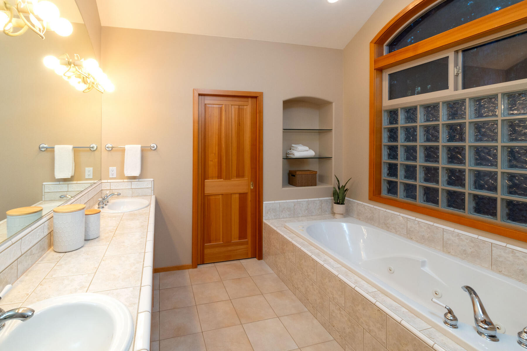 Awbrey Glen - Residential