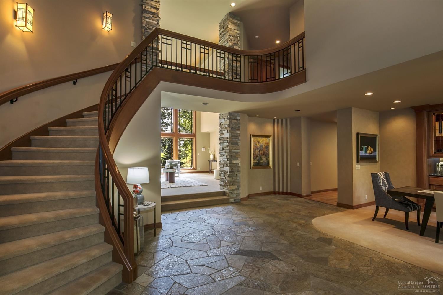 Broken Top - Residential