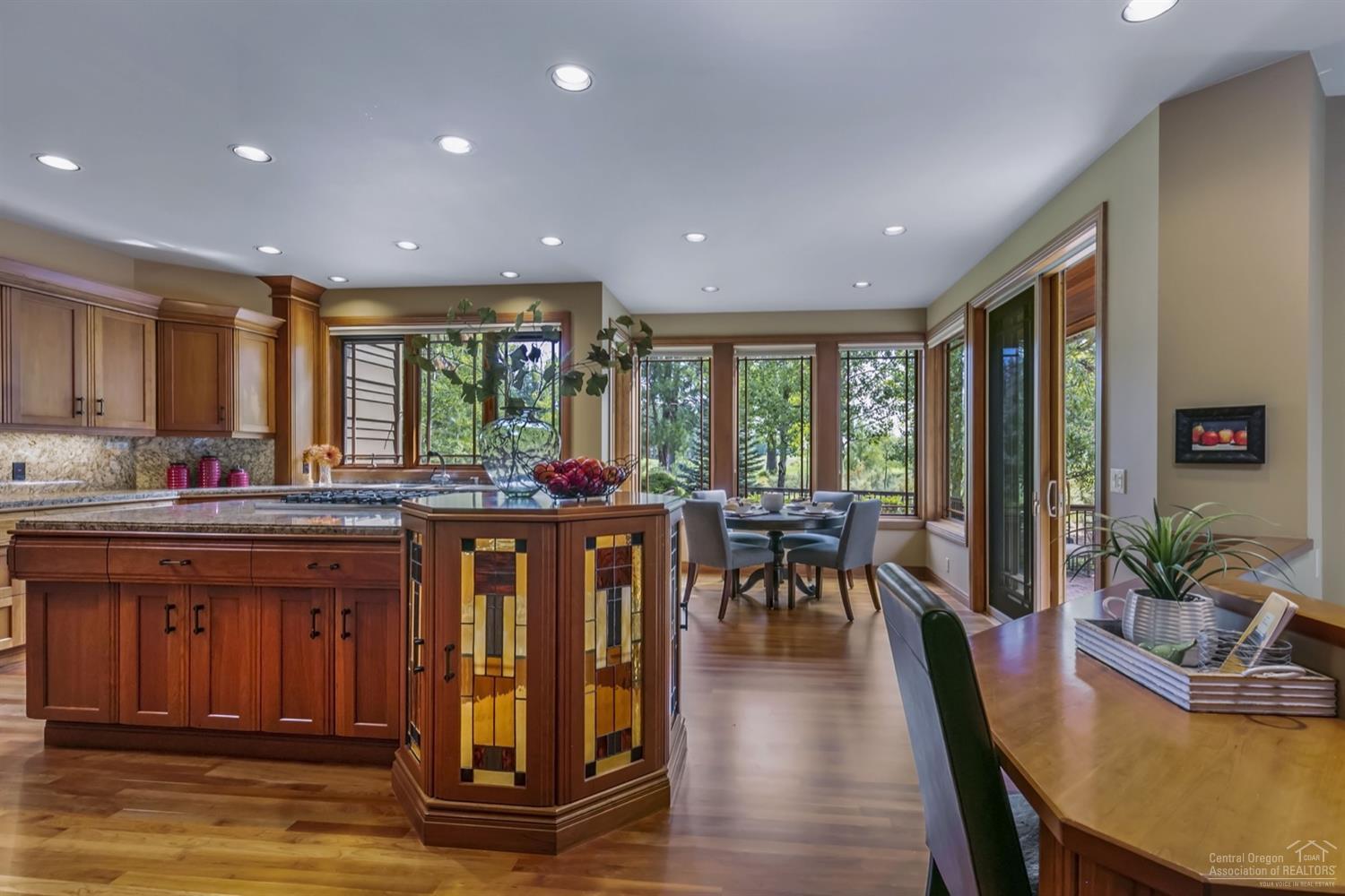 Broken Top - Residential