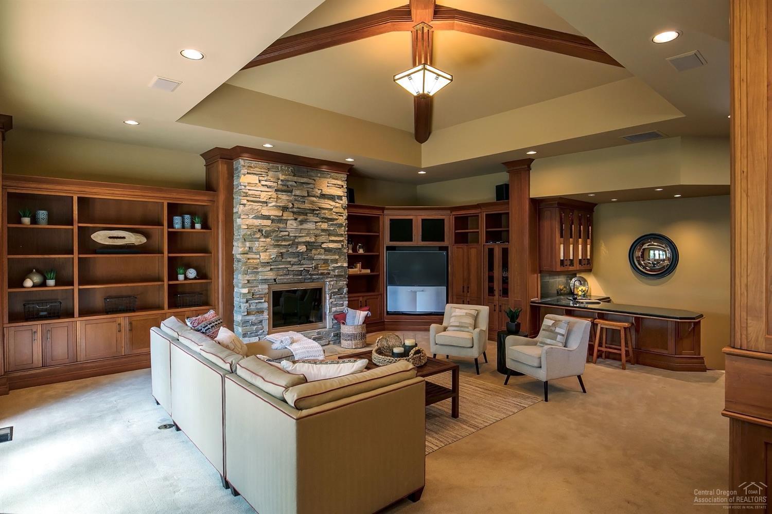 Broken Top - Residential