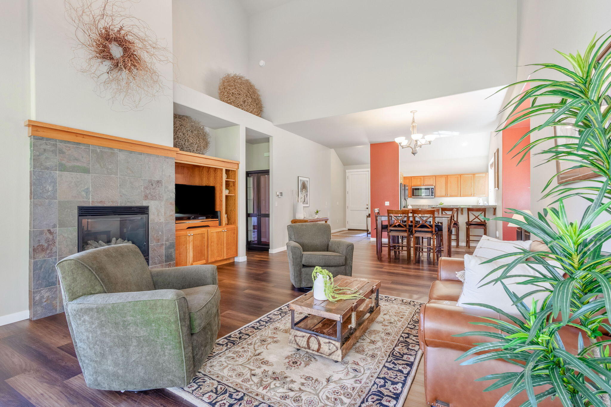 Eagle Crest - Residential