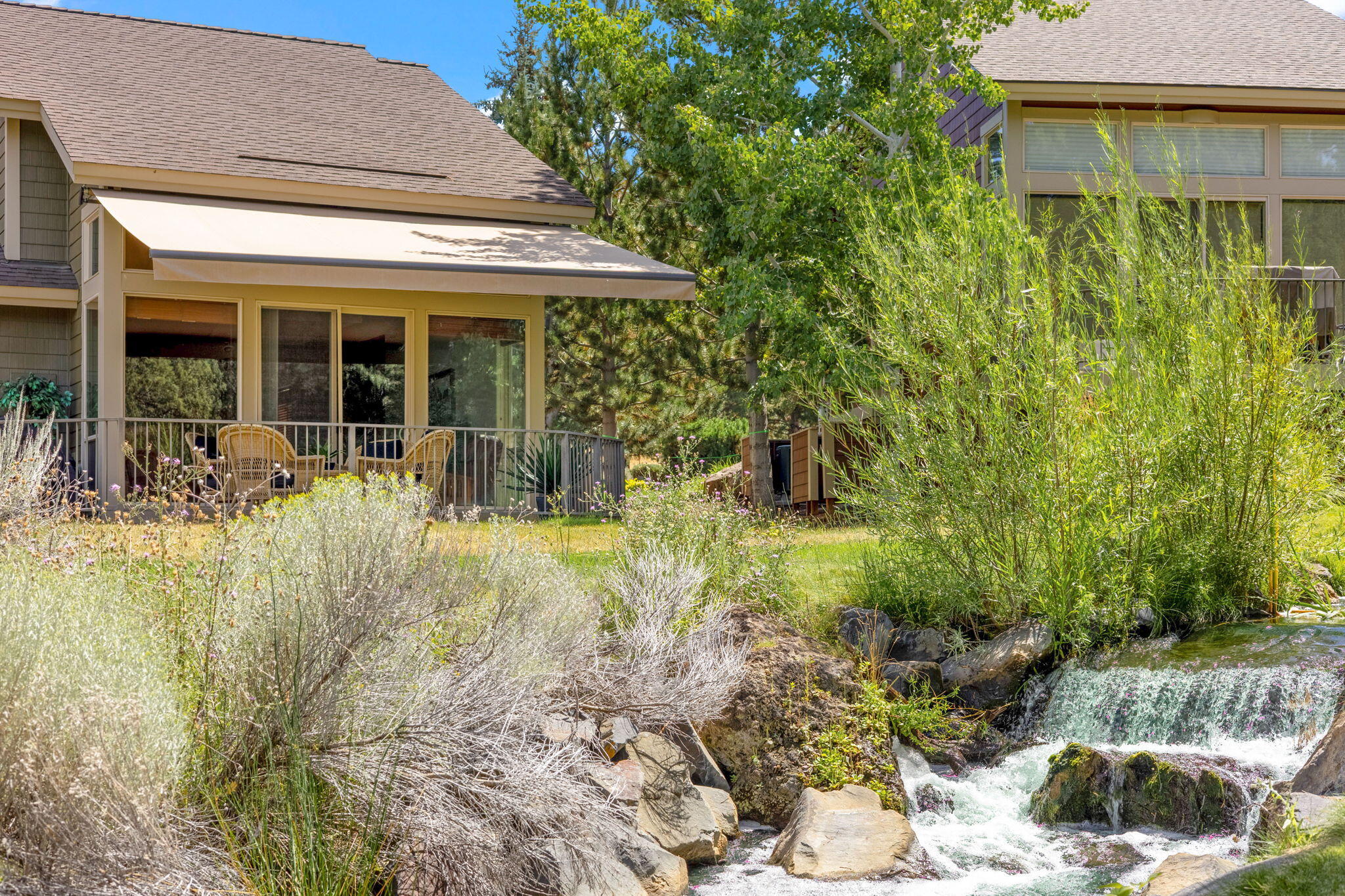 1254 Highland View Loop