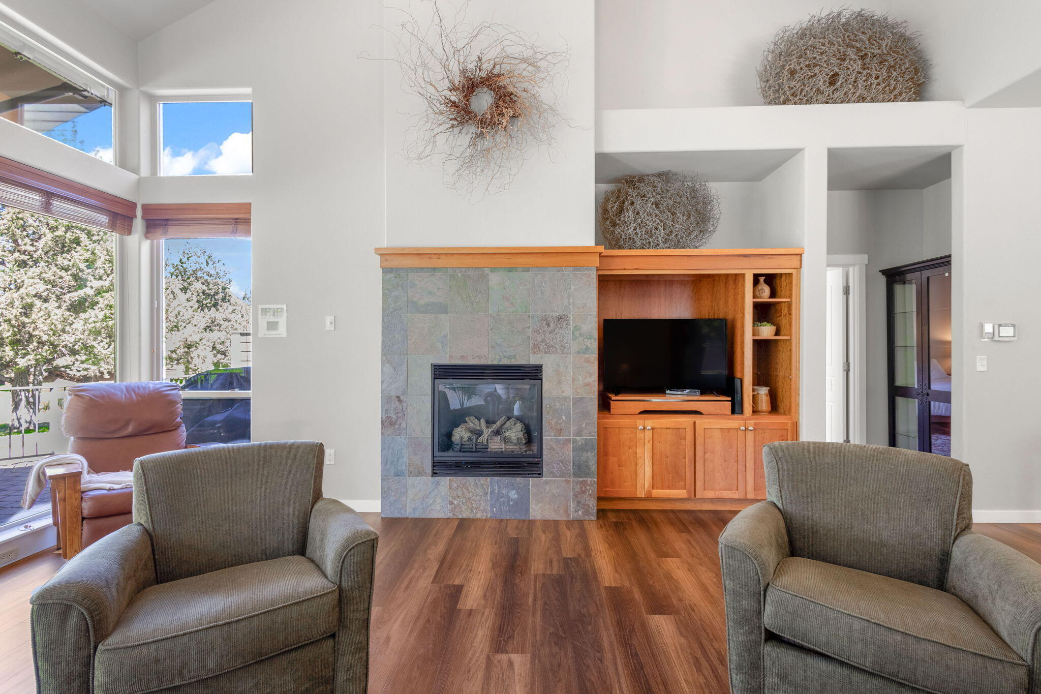 Eagle Crest - Residential