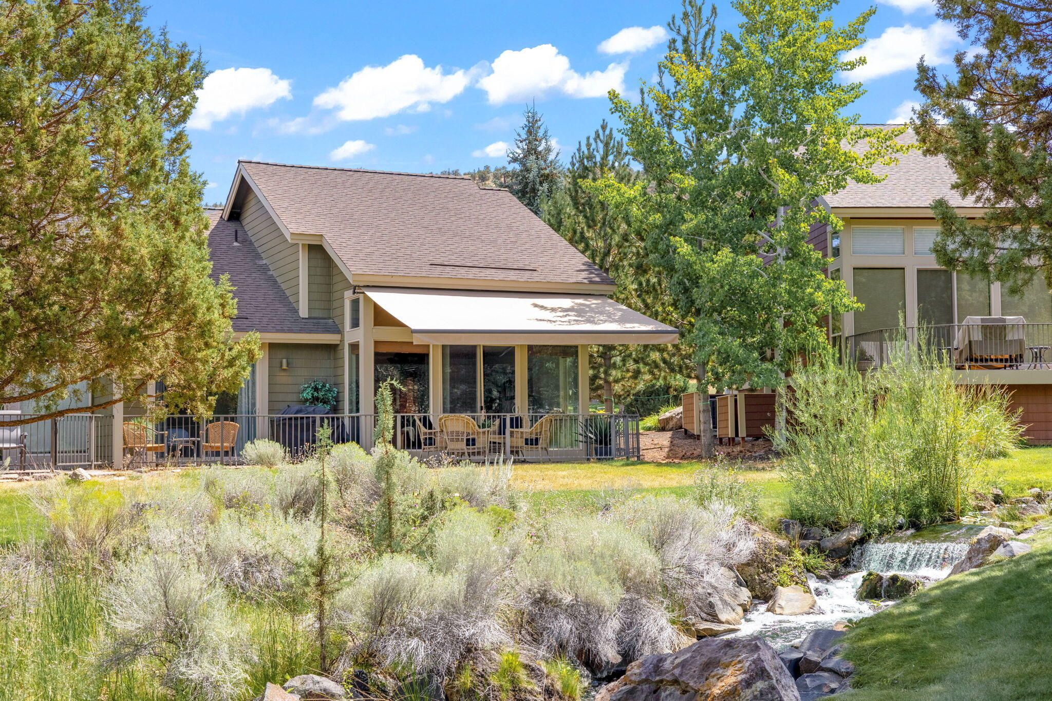 1254 Highland View Loop
