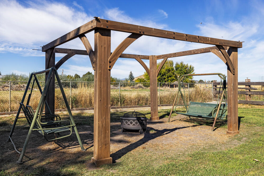 Tract 1293 -Portion Of Altamont Ranch Tracts - Residential