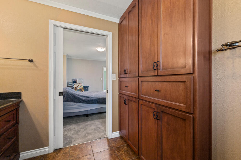 Tract 1293 -Portion Of Altamont Ranch Tracts - Residential