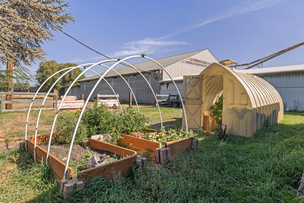 Tract 1293 -Portion Of Altamont Ranch Tracts - Residential