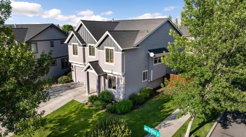 306 NW 29th Street Redmond OR 97756