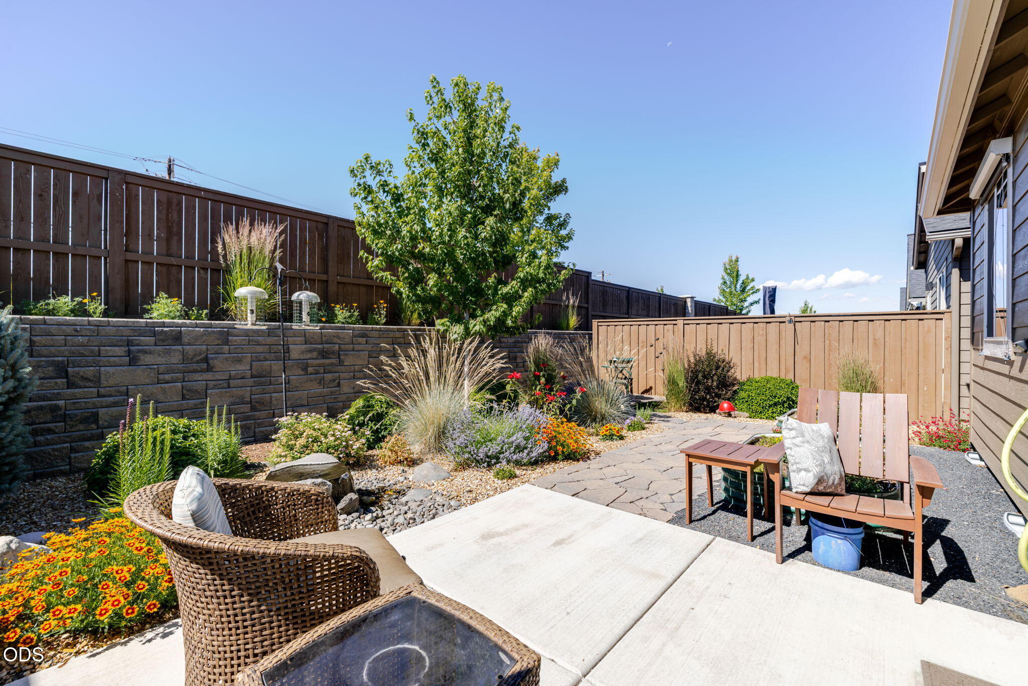 3895 NE Oakside Loop