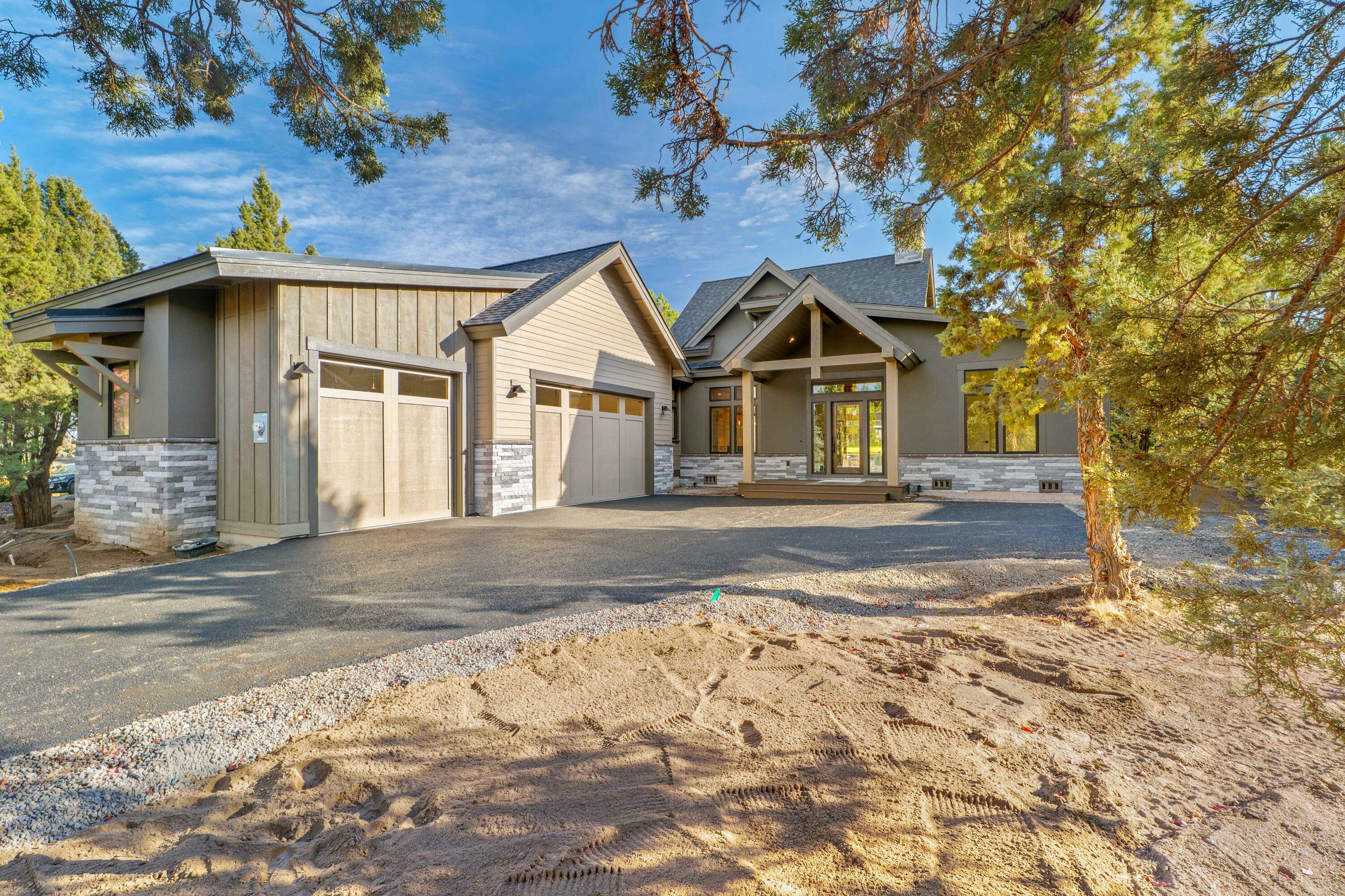 Eagle Crest - Residential