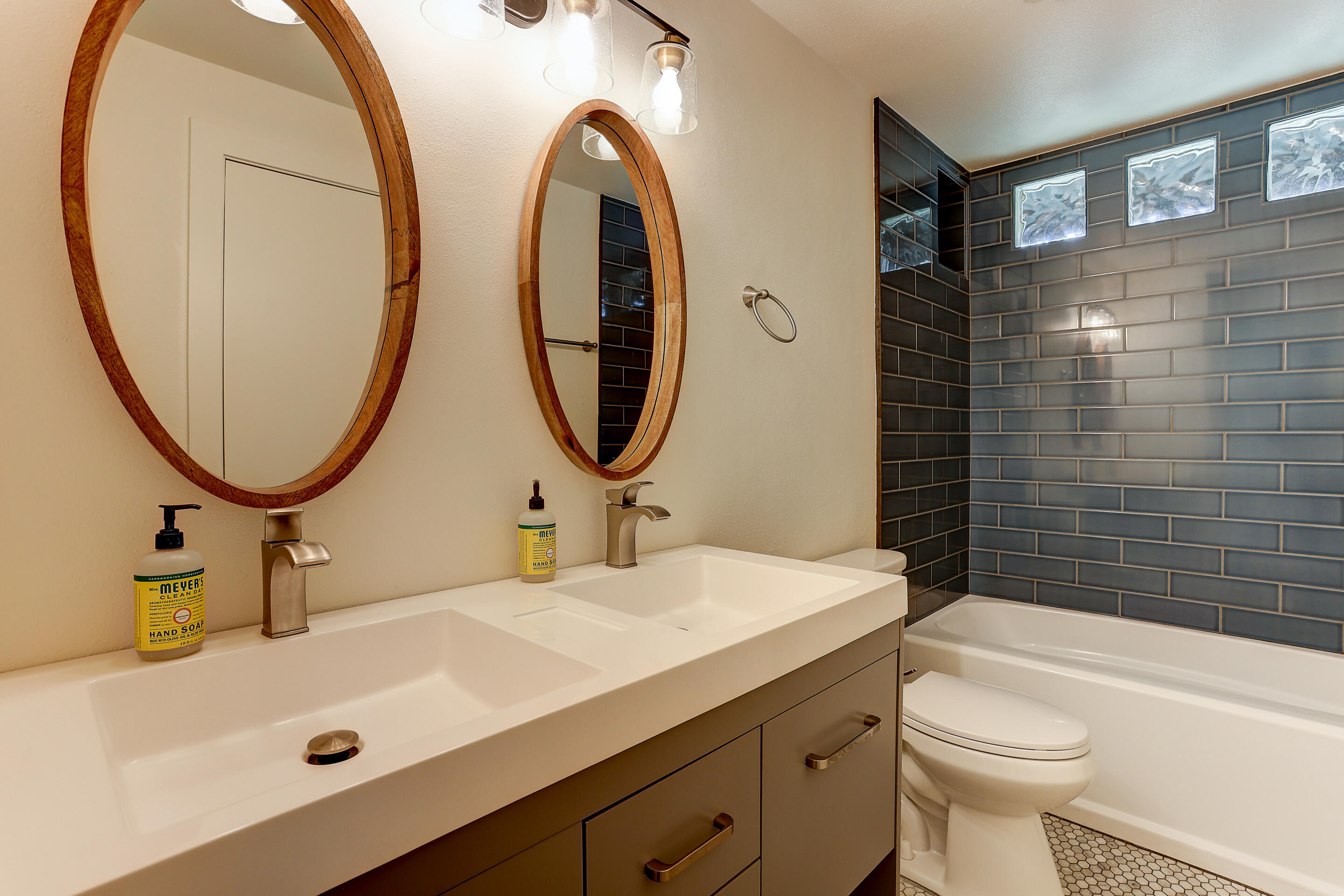 Ridgeview Park - Residential