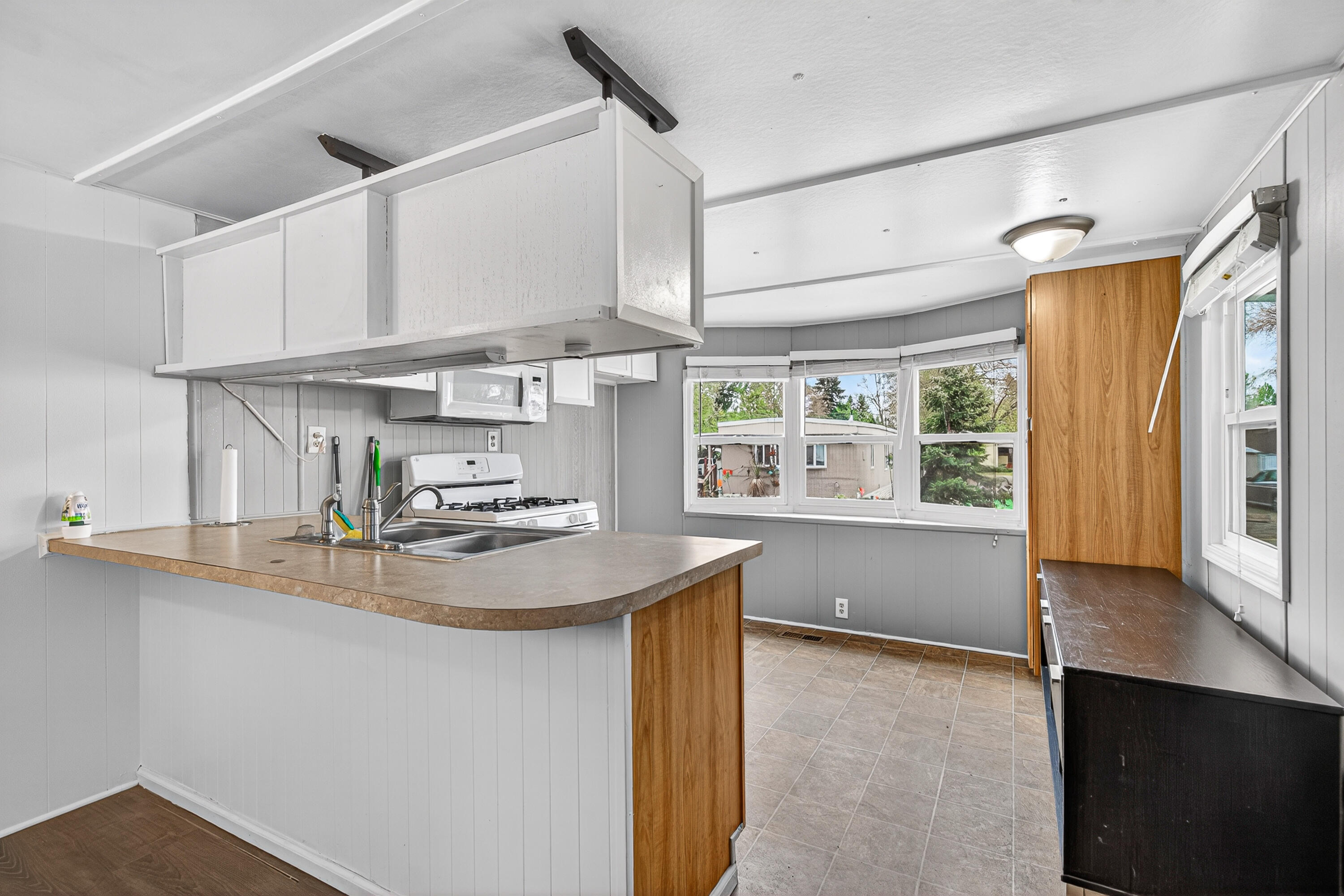 470 Old Highway 62 SPC 23