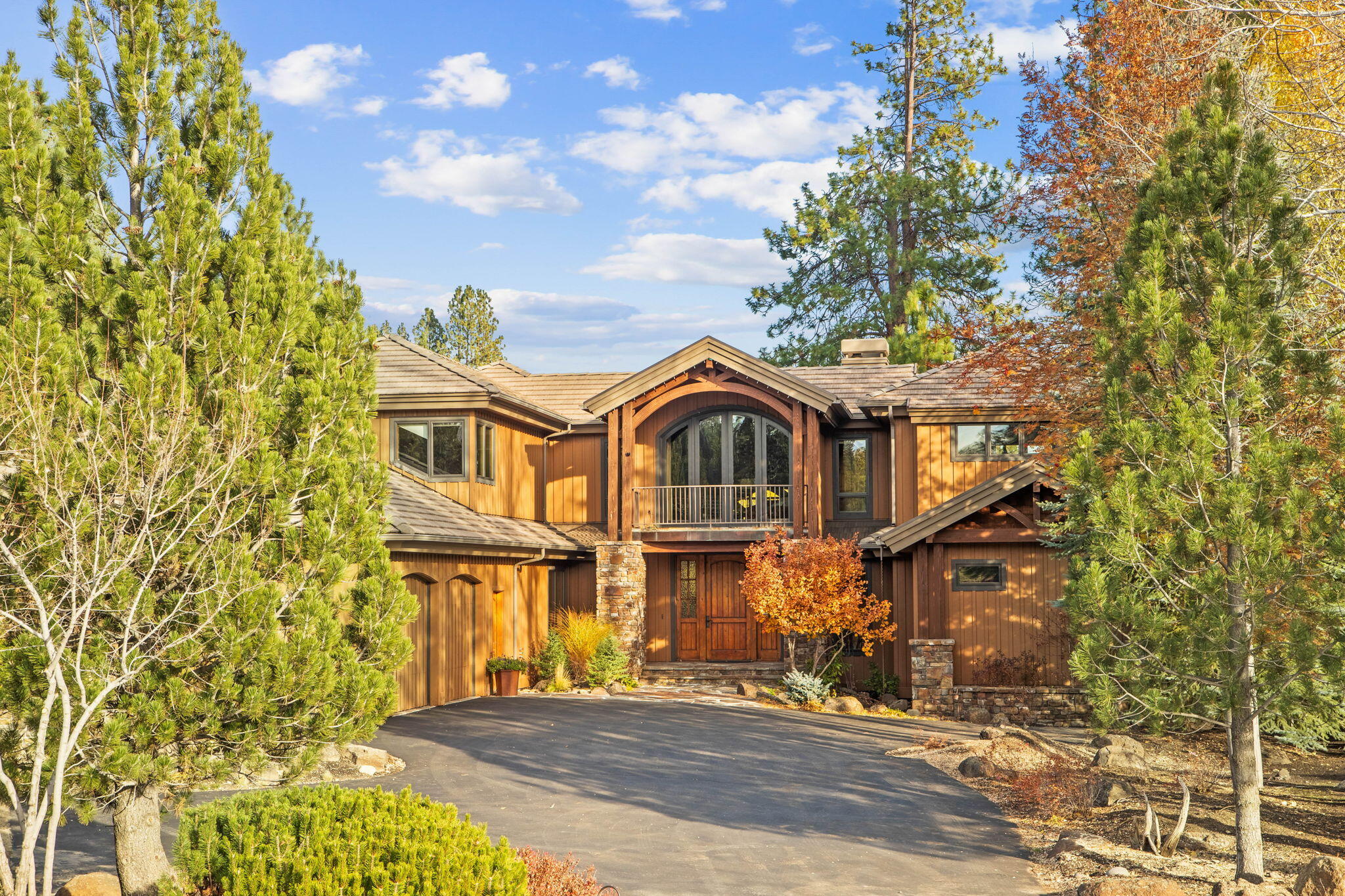 Broken Top - Residential